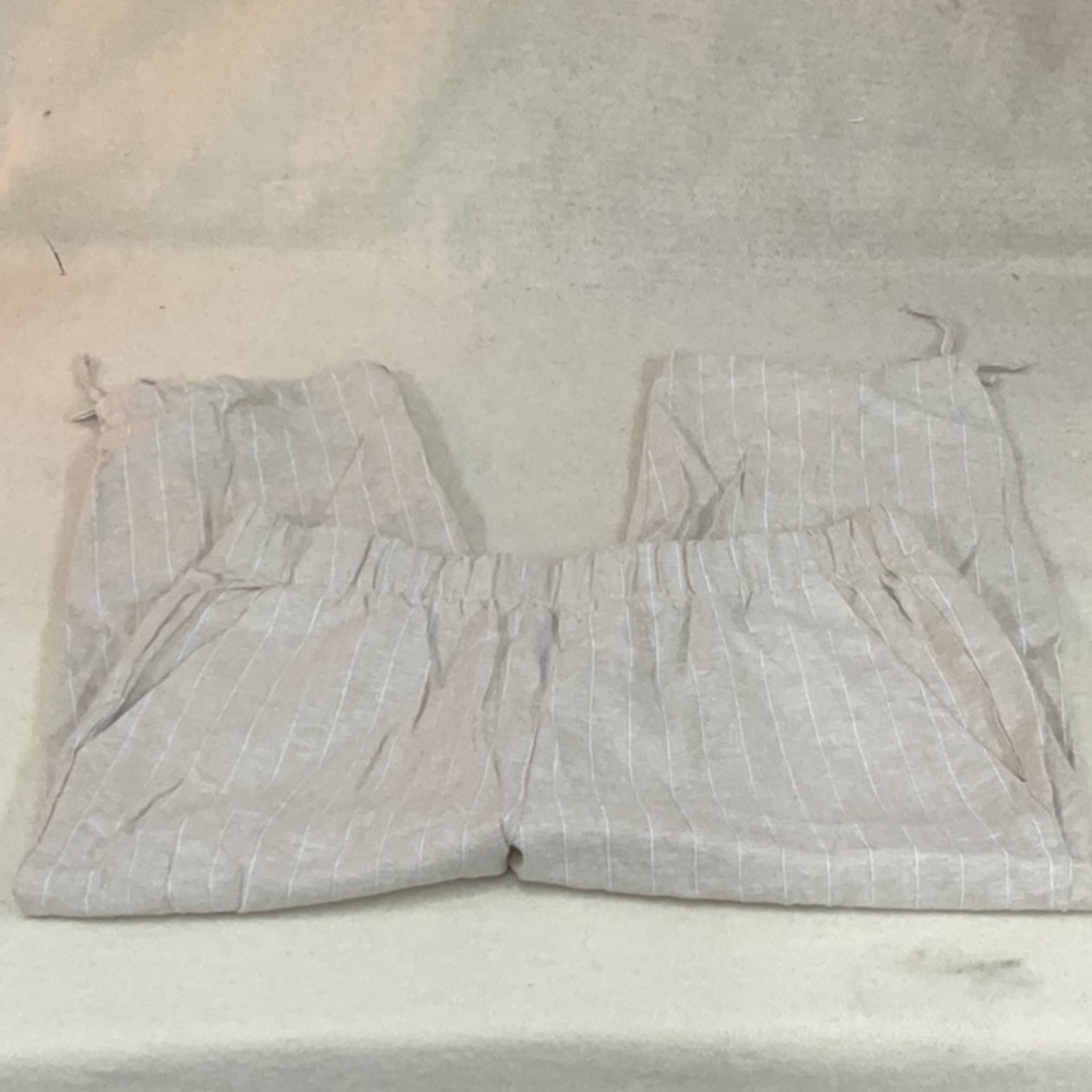 EUC Woman’s Land’N Sea capri pants